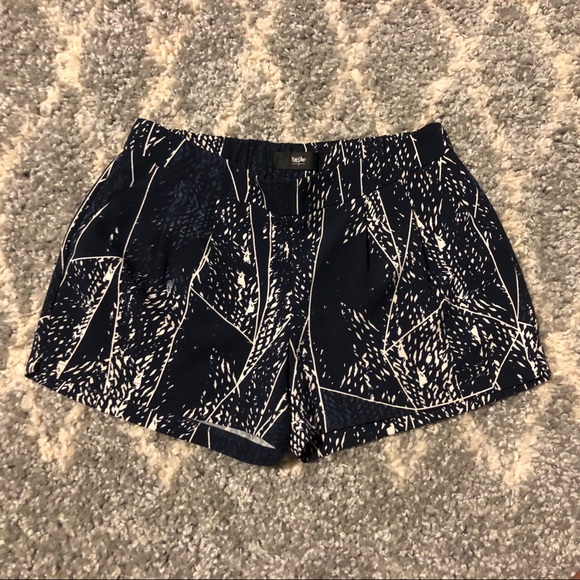 Geometric Pattern Shorts - Picture 1 of 3